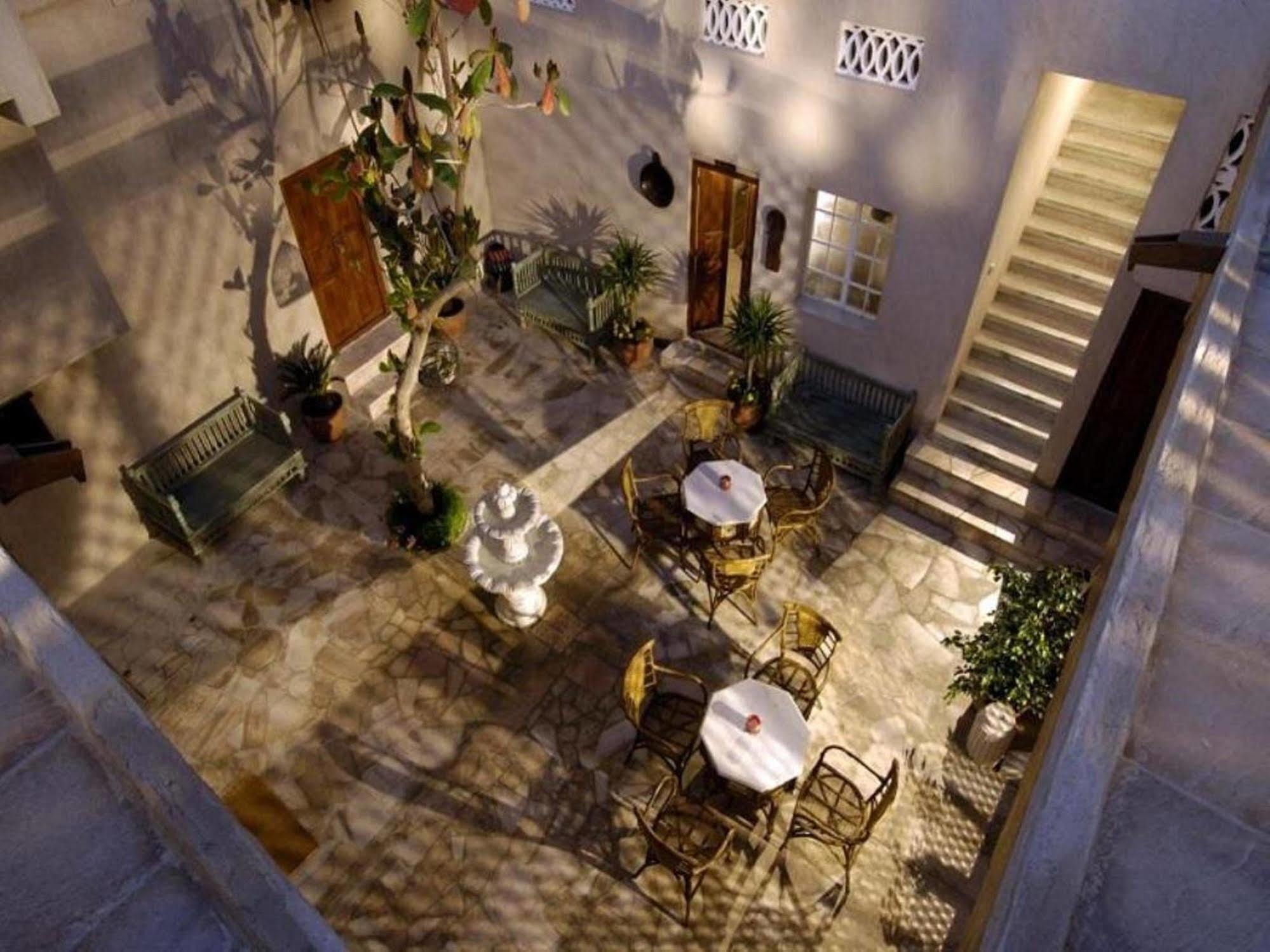 Orient Guest House Dubaï Extérieur photo
